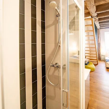 L'ecritoire - Hypercentre - Les Halles - Netflix Apartament