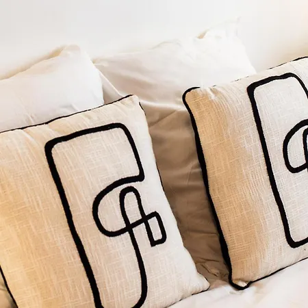 L'ecritoire - Hypercentre - Les Halles - Netflix